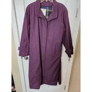 Vtg. London Fog Women's Purple Trench Coat W/Removable Plaid Lining, Belt, 14 R